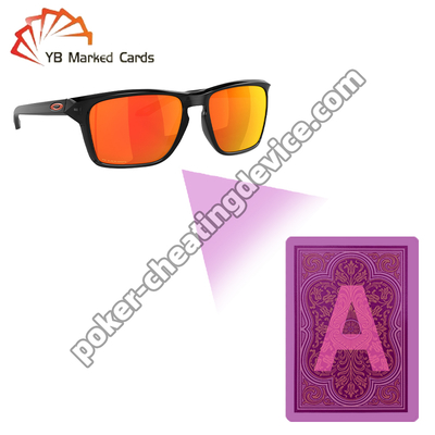 Kacamata Tinta yang Tidak Terlihat untuk Melihat Melalui Kartu